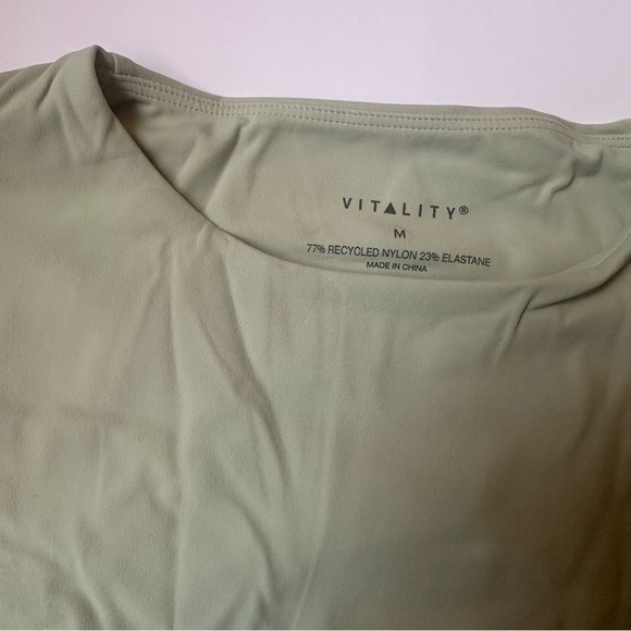 Vitality Cloud II Crew Tee Sage Green - Picture 3 of 5